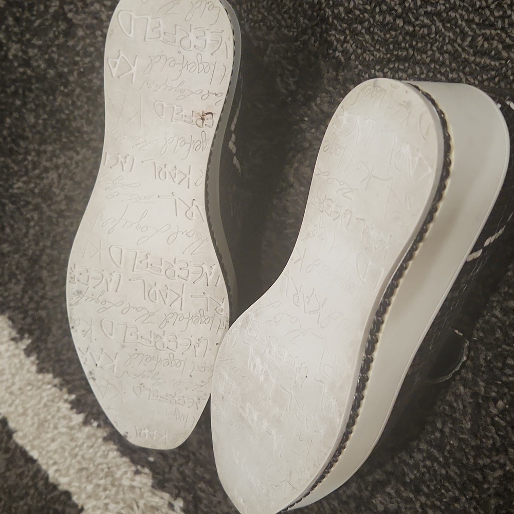 Shoes - Picture 5 of 5